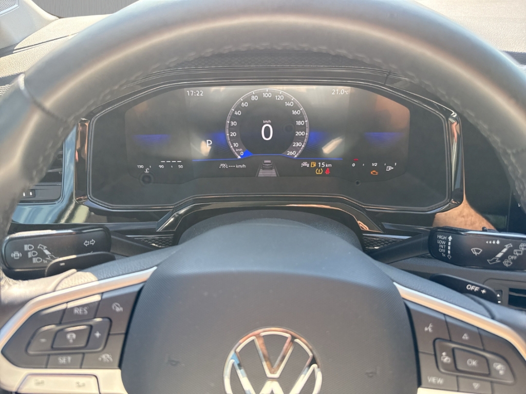 Fahrzeugabbildung Volkswagen Polo 1.0 TSI DSG Life IQ.Drive SHZ LED PDC CarPlay