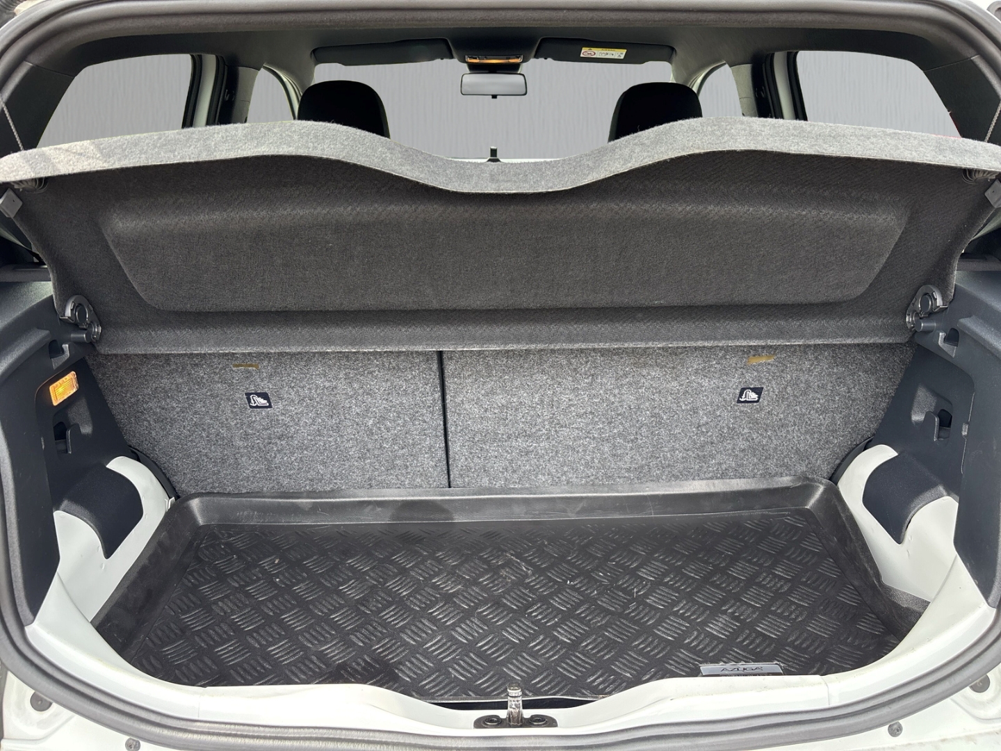 Fahrzeugabbildung Volkswagen up! Start-Stopp GTI 1.0 TSI 116PS RFK Temp. LMF