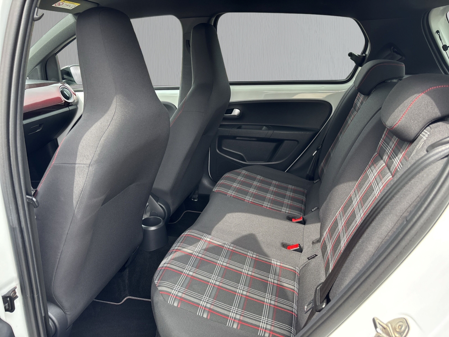 Fahrzeugabbildung Volkswagen up! Start-Stopp GTI 1.0 TSI 116PS RFK Temp. LMF