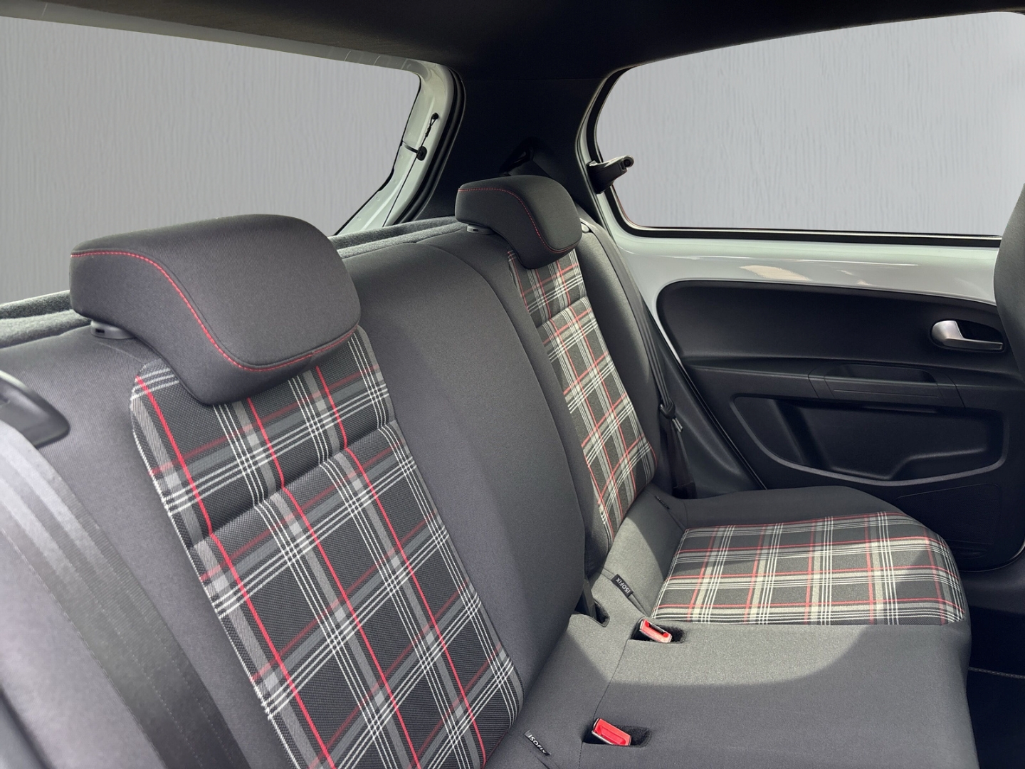 Fahrzeugabbildung Volkswagen up! Start-Stopp GTI 1.0 TSI 116PS RFK Temp. LMF