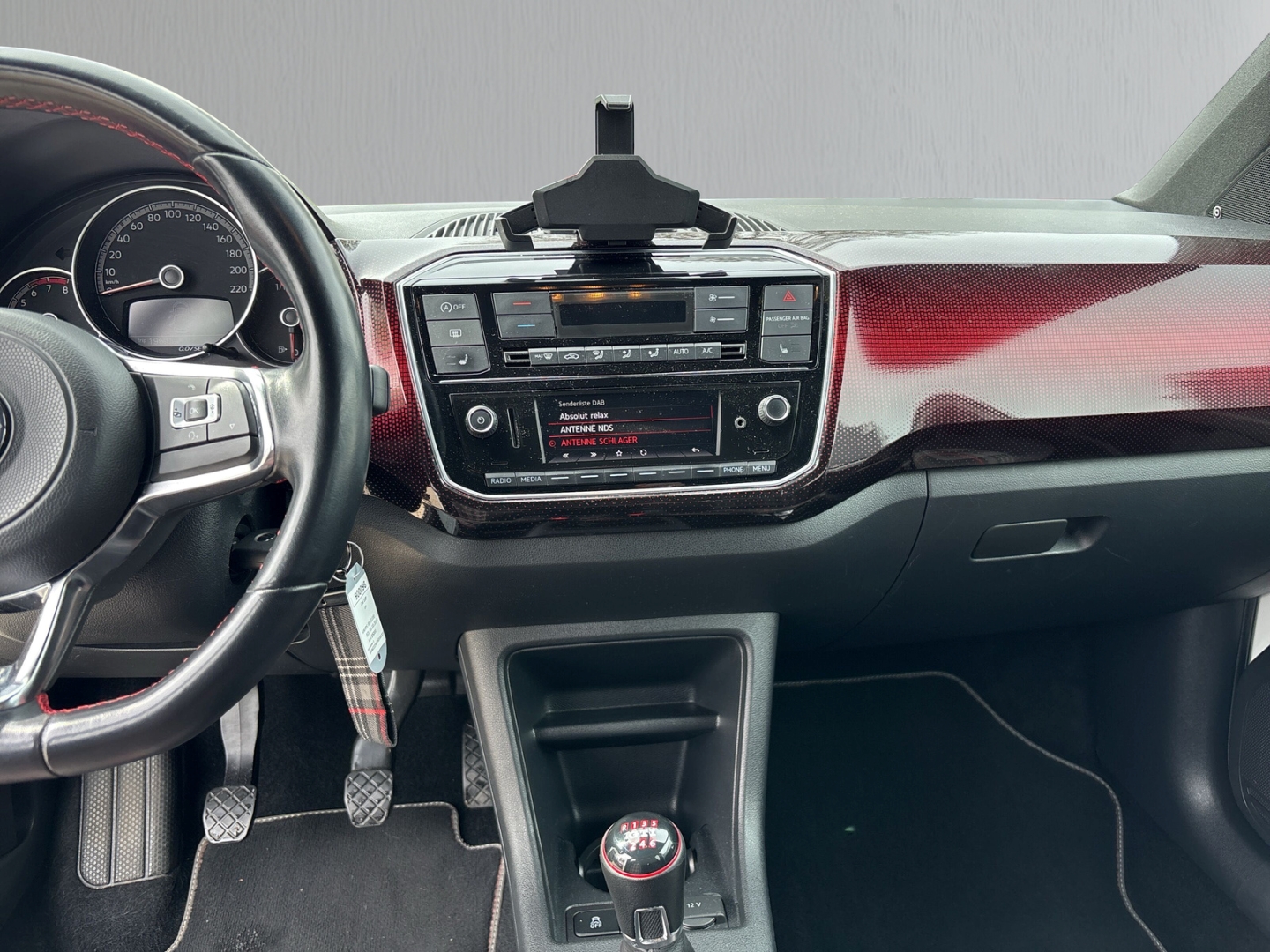 Fahrzeugabbildung Volkswagen up! Start-Stopp GTI 1.0 TSI 116PS RFK Temp. LMF