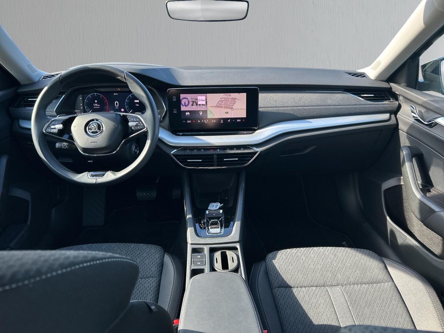 Fahrzeugabbildung SKODA Octavia Combi TDI DSG Style AHK Navi ACC HeadUp