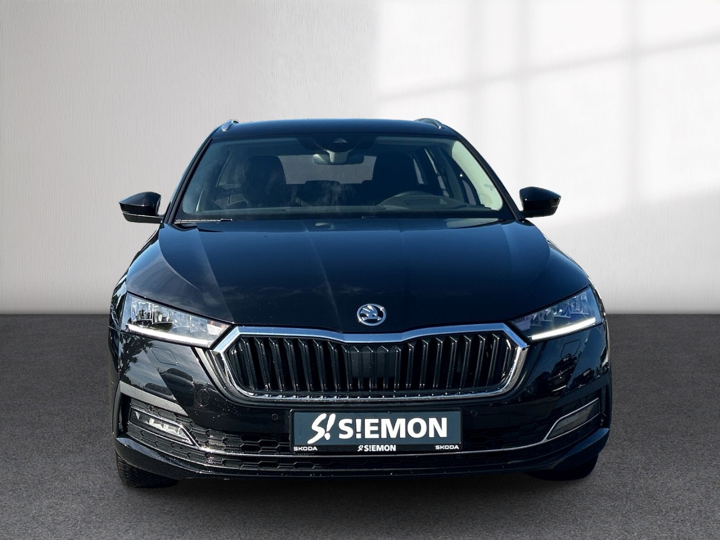 Fahrzeugabbildung SKODA Octavia Combi TDI DSG Style AHK Navi ACC HeadUp