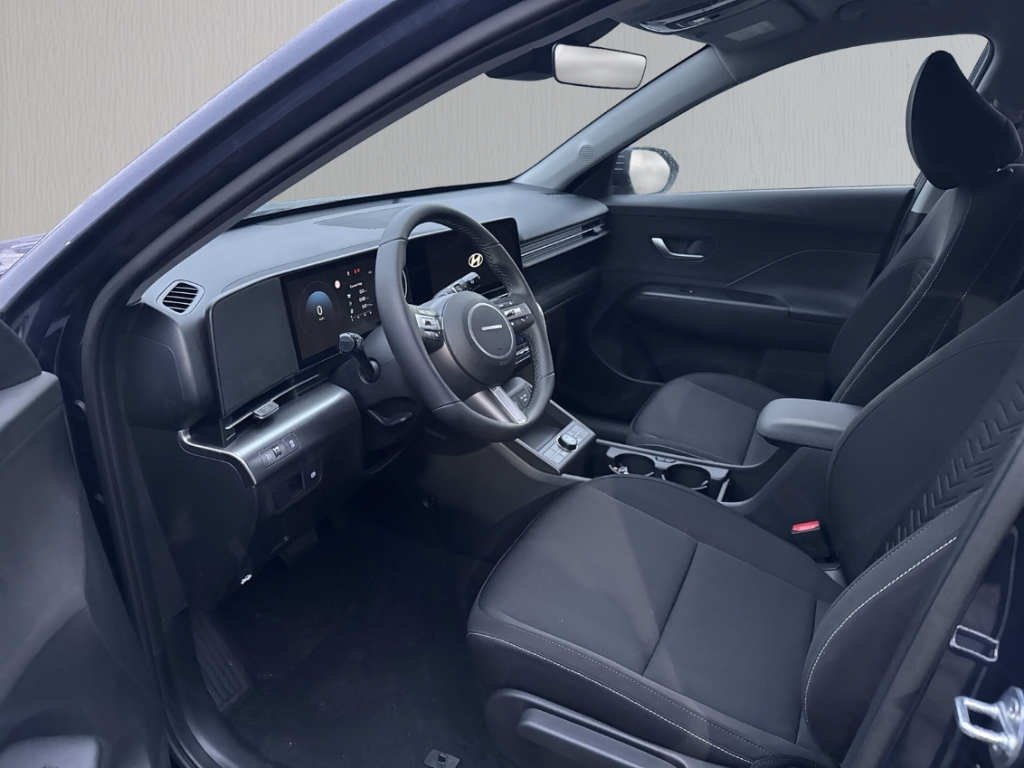 Fahrzeugabbildung Hyundai KONA EV MJ26 SX2 Select 49 kWh Navi LED ACC Apple CarPlay Android Auto Mehrzonenklima