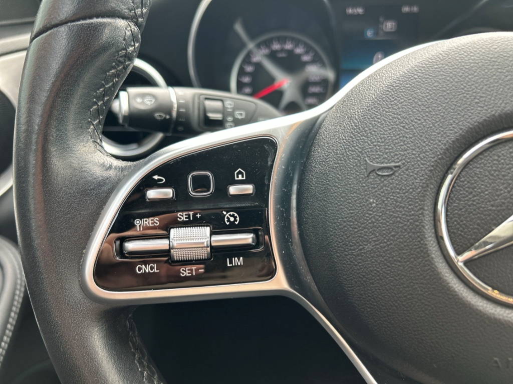 Fahrzeugabbildung Mercedes-Benz C 200 T Avantgarde AHK Navi LED SHZ RKam eHKL