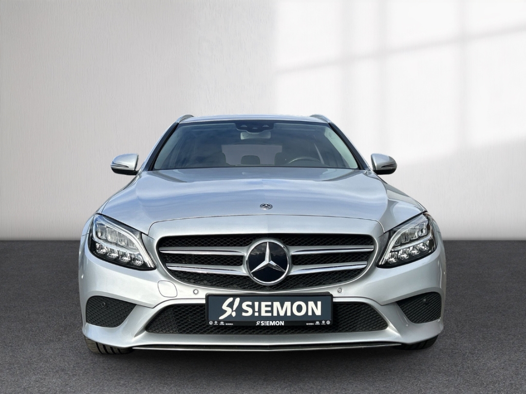 Fahrzeugabbildung Mercedes-Benz C 200 T Avantgarde AHK Navi LED SHZ RKam eHKL