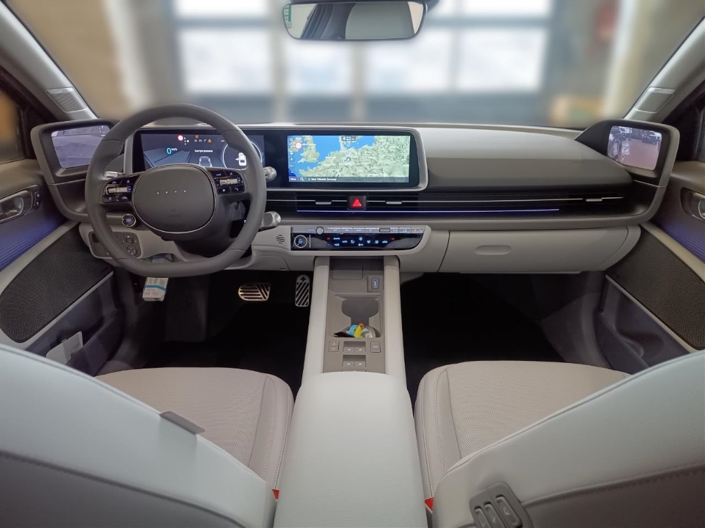 Fahrzeugabbildung Hyundai IONIQ 6 77,4kWh 2WD UNIQ Digi-Spiegel 20LM Schiebedach HUD Navi Digitales Cockpit