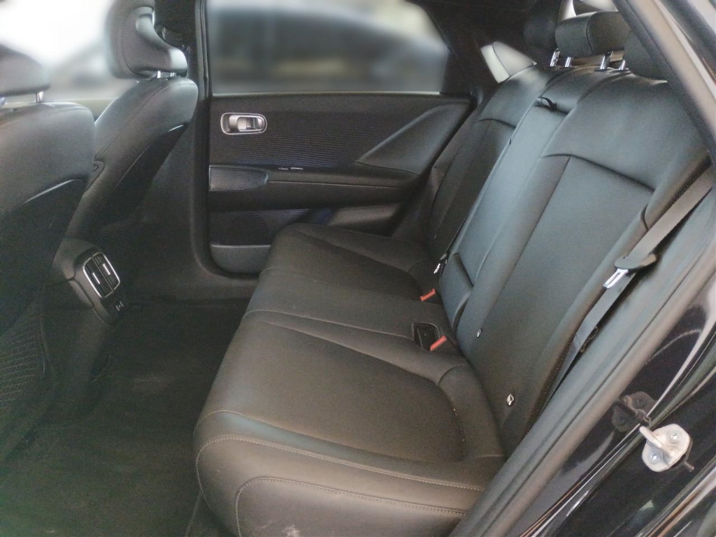 Fahrzeugabbildung Hyundai IONIQ 6 4WD 77,4kWh UNIQ Digi-Spiegel 20LM HUD Navi Digitales Cockpit Memory Sitze