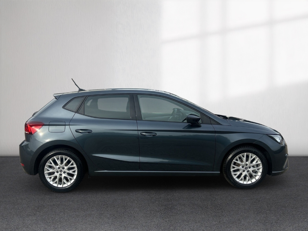Fahrzeugabbildung SEAT Ibiza 1.0 TSI DSG FR NAVI LED SHZ GJR FullLink