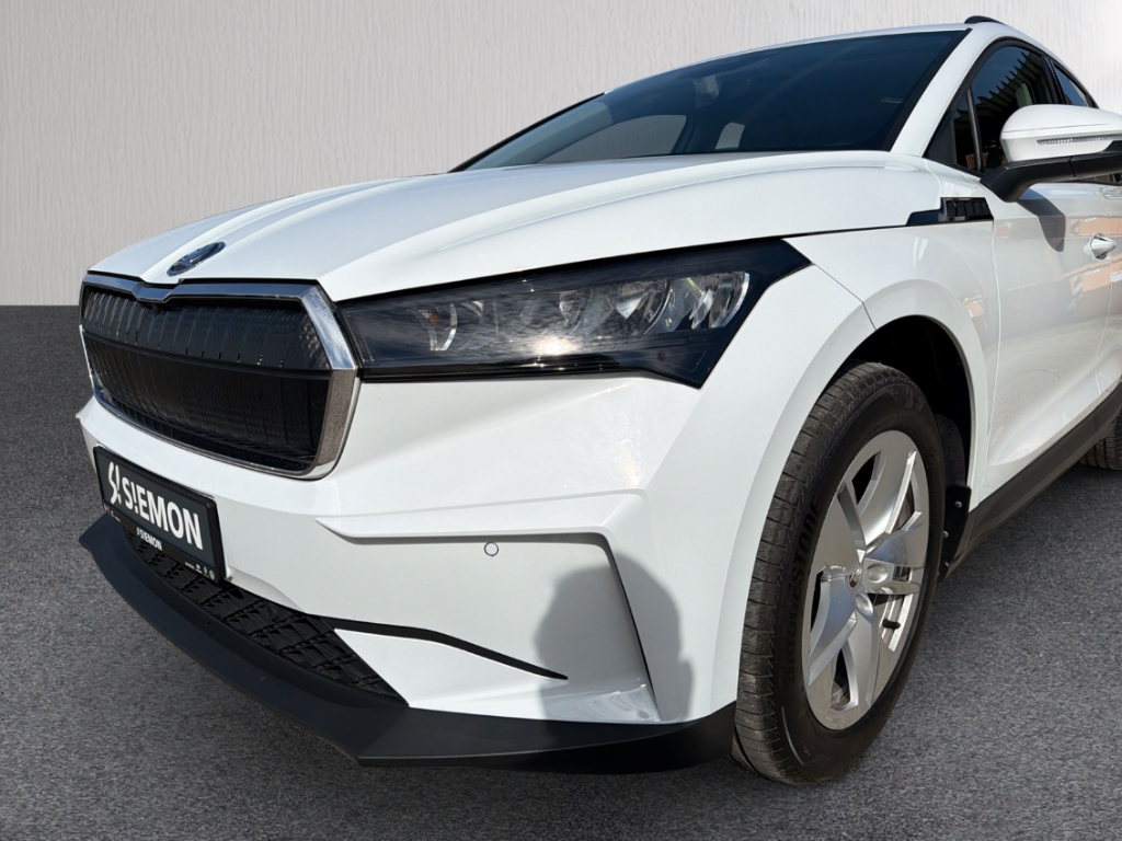 Fahrzeugabbildung SKODA Enyaq iV 50 Loft Navi Tempo PDC Kamera SmartLink