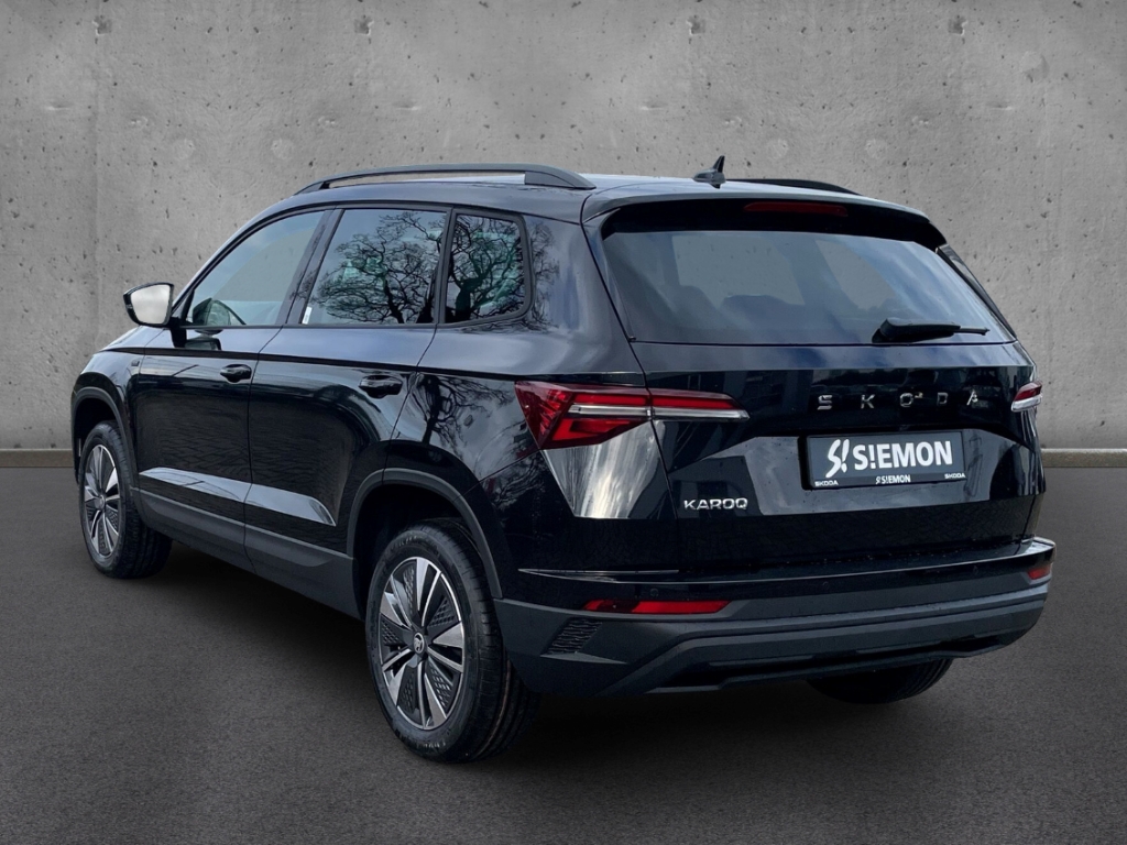 Fahrzeugabbildung SKODA Karoq 1.0 TSI TOUR Lodge Matrix AHK eHeck SHZ PDC