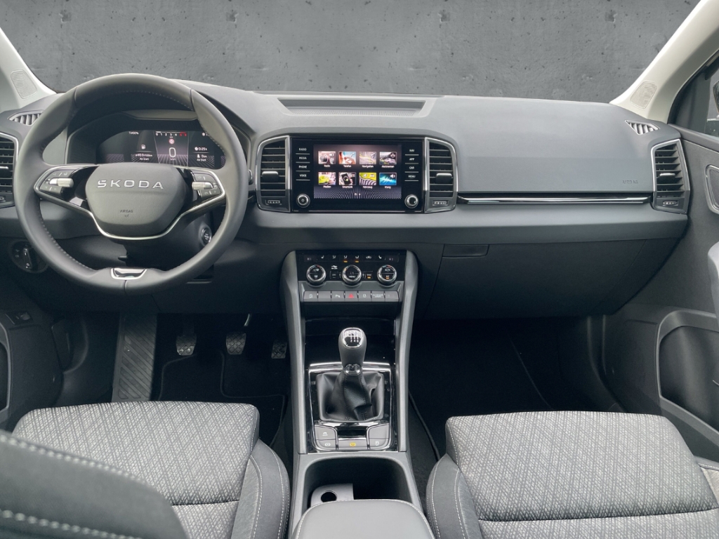 Fahrzeugabbildung SKODA Karoq 1.0 TSI TOUR Lodge Matrix AHK eHeck SHZ PDC