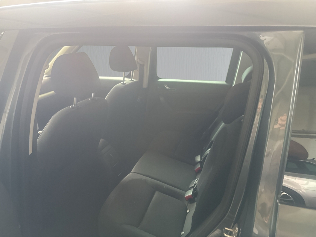 Fahrzeugabbildung SKODA Yeti 1.6 TDI GreenLine AHK Navi PDC SHZ GRA Klimaauto