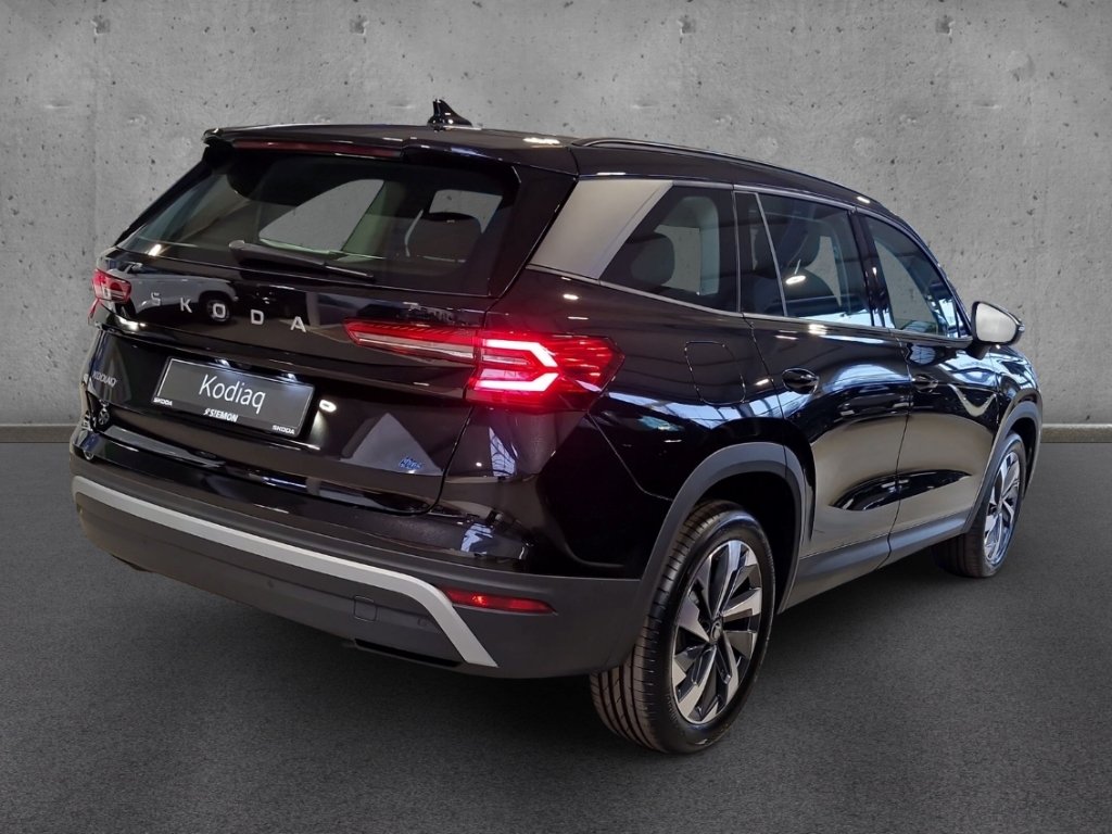 Fahrzeugabbildung SKODA Kodiaq 2.0 TDI DSG Selection digitales Cockpit ACC