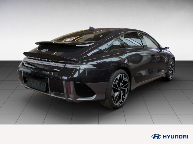 Fahrzeugabbildung Hyundai IONIQ 6 4WD 77,4kWh UNIQ Digi-Spiegel 20LM HUD Navi Digitales Cockpit Memory Sitze