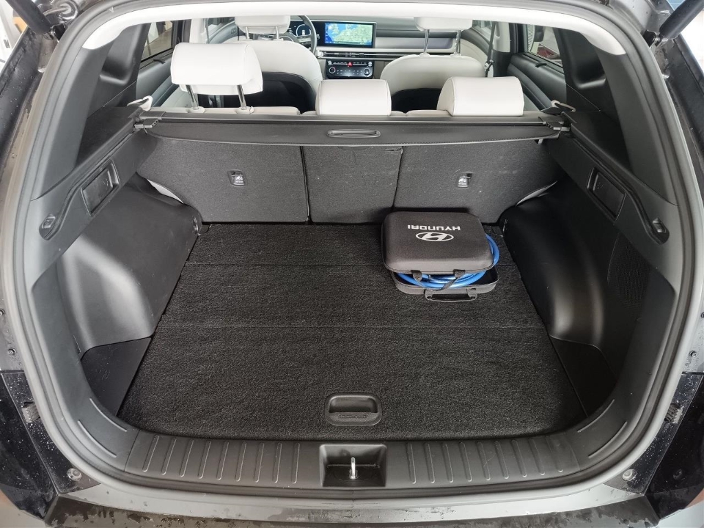 Fahrzeugabbildung Hyundai TUCSON FL PHEV 1.6 AT 4WD MY25 Prime ECS Assist-P MATRIX-LED Leder Digitales Cockpit