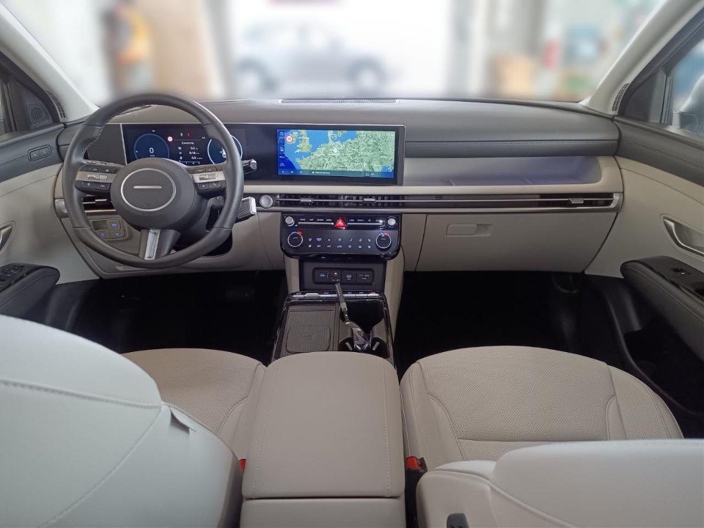 Fahrzeugabbildung Hyundai TUCSON FL PHEV 1.6 AT 4WD MY25 Prime ECS Assist-P MATRIX-LED Leder Digitales Cockpit