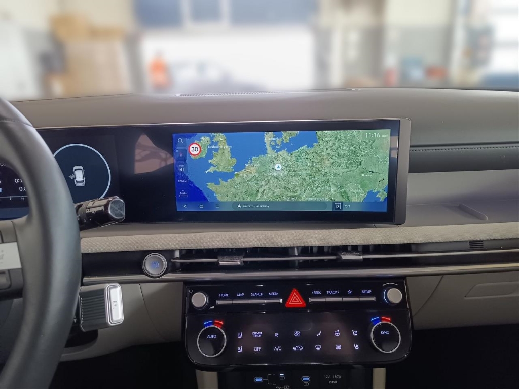 Fahrzeugabbildung Hyundai TUCSON FL PHEV 1.6 AT 4WD MY25 Prime ECS Assist-P MATRIX-LED Leder Digitales Cockpit