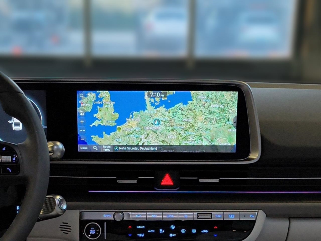 Fahrzeugabbildung Hyundai IONIQ 6 77,4kWh 4WD UNIQ Digi-Spiegel HUD Navi Digitales Cockpit Memory Sitze Soundsystem Bose