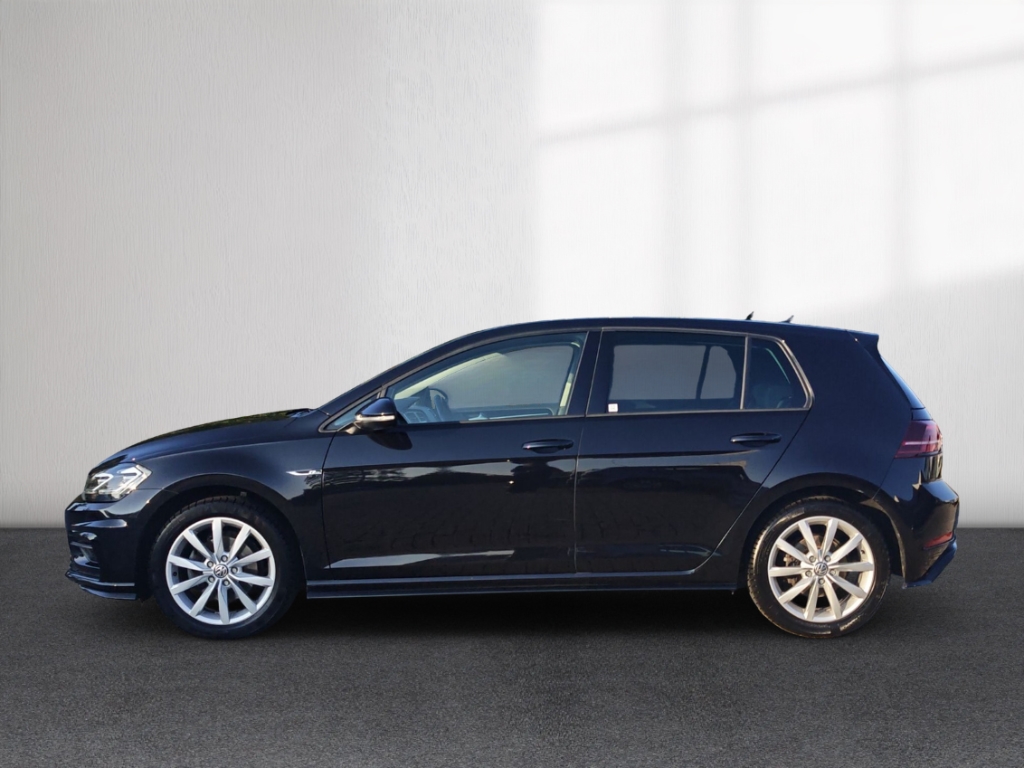 Fahrzeugabbildung Volkswagen Golf VII 2.0 TDI DSG R Line Sportpaket AHK-klappbar Navi Digitales Cockpit LED Sperrdiff.