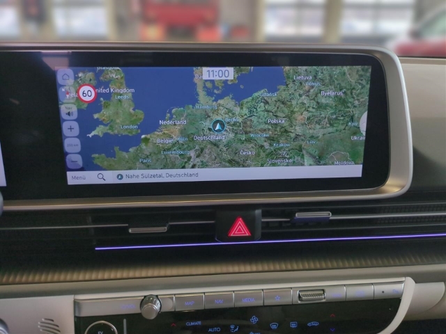 Fahrzeugabbildung Hyundai IONIQ 6 77,4kWh 4WD UNIQ 20LM HUD Navi Digitales Cockpit Memory Sitze Soundsystem