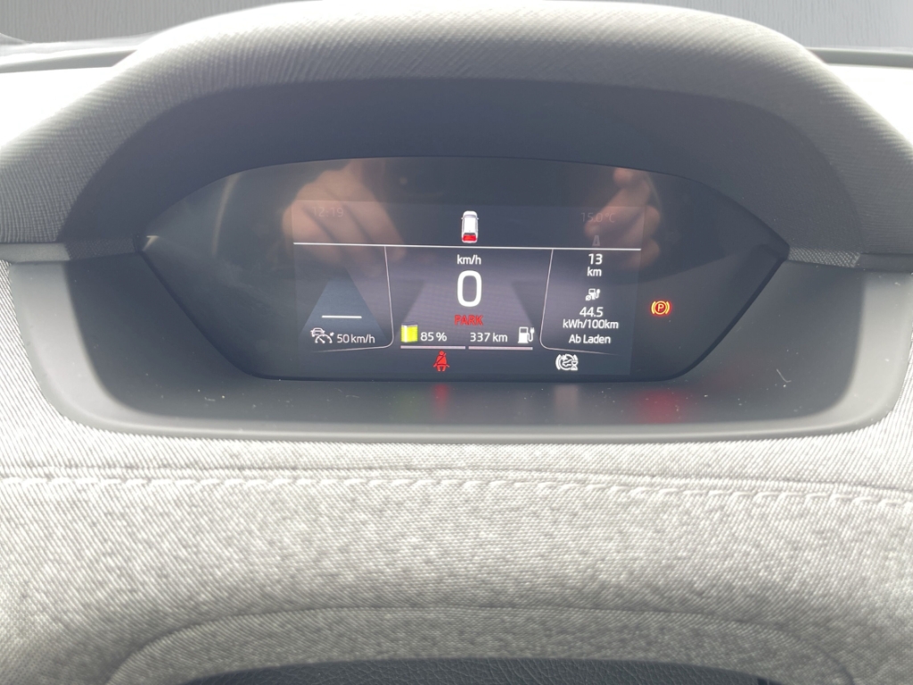 Fahrzeugabbildung SKODA Enyaq iV 80 Loft Navi ACC SHZ LHZ BlindSpot RKam