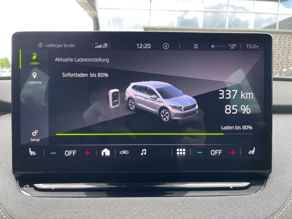 Fahrzeugabbildung SKODA Enyaq iV 80 Loft Navi ACC SHZ LHZ BlindSpot RKam