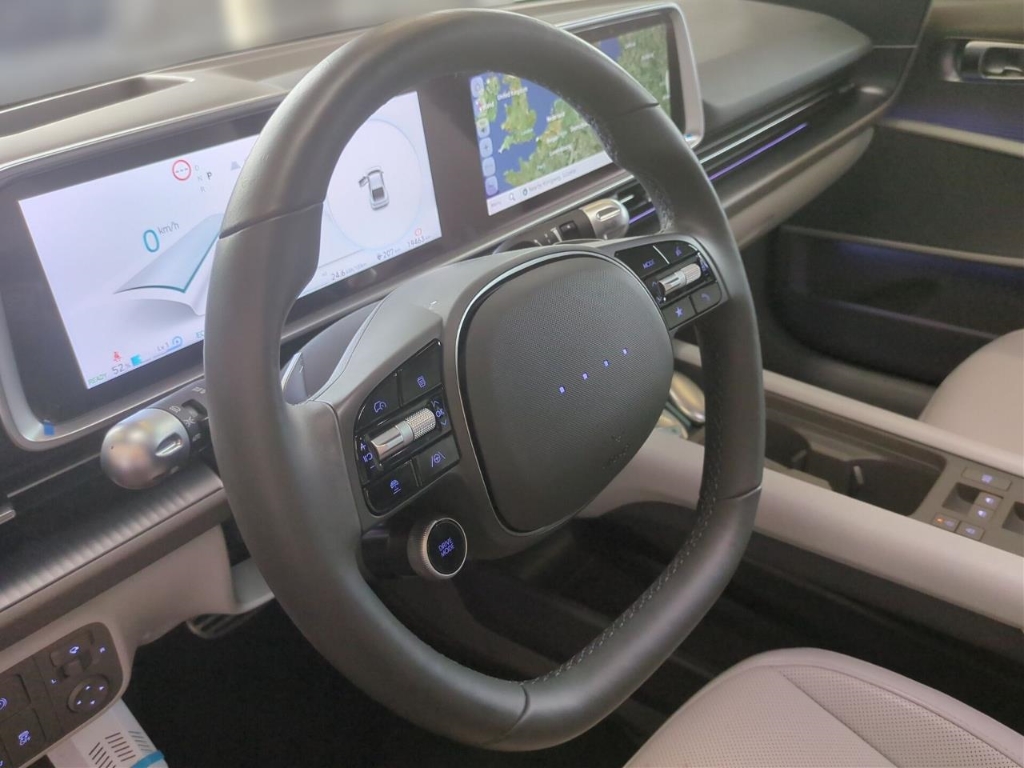 Fahrzeugabbildung Hyundai IONIQ 6 77,4kWh 4WD UNIQ 20LM HUD Navi Digitales Cockpit Memory Sitze Soundsystem