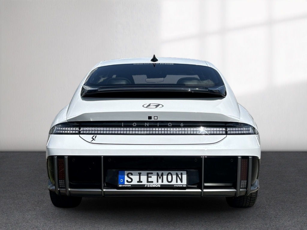 Fahrzeugabbildung Hyundai IONIQ 6 77,4kWh 2WD DYNAMIQ Navi Digitales Cockpit LED ACC El. Heckklappe Apple CarPlay