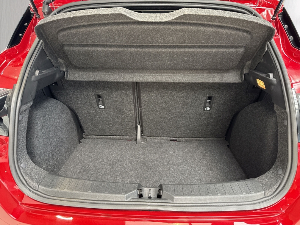 Fahrzeugabbildung Nissan Micra 1.0 N-Sport CVT Navi RKam Kessy Allwetter SHZ PDC