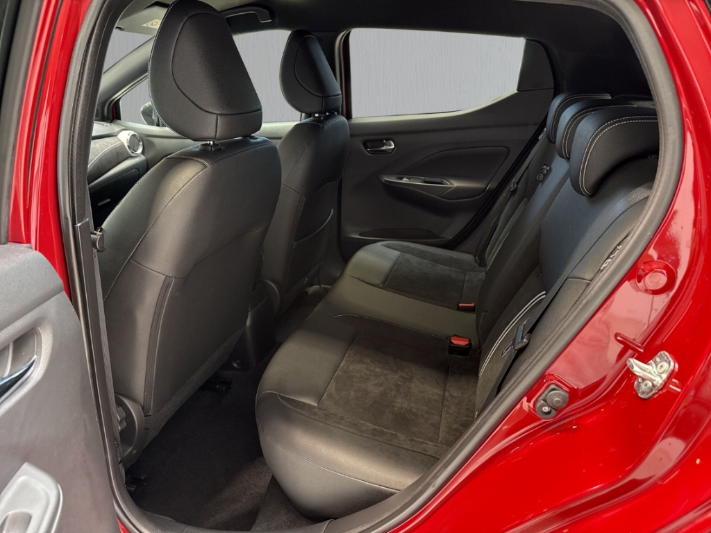 Fahrzeugabbildung Nissan Micra 1.0 N-Sport CVT Navi RKam Kessy Allwetter SHZ PDC
