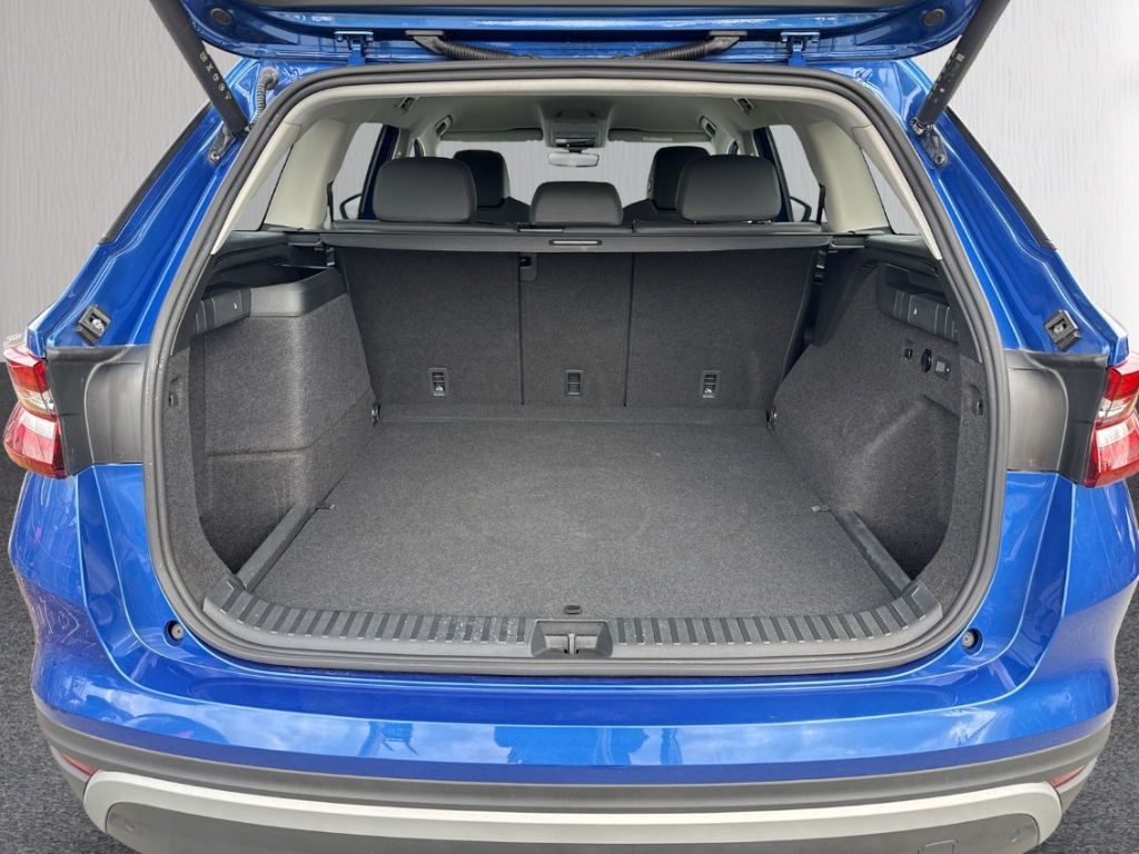 Fahrzeugabbildung SKODA Kodiaq iV DSG Selection AHK ACC MatrLED AreaView
