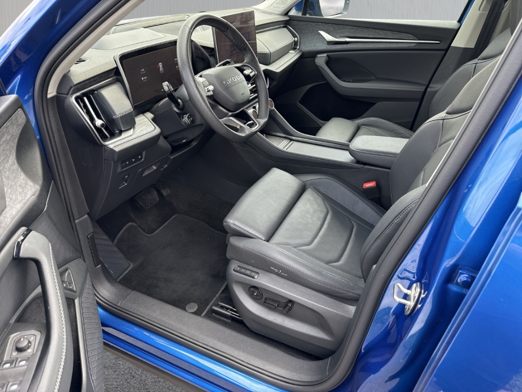 Fahrzeugabbildung SKODA Kodiaq iV DSG Selection AHK ACC MatrLED AreaView