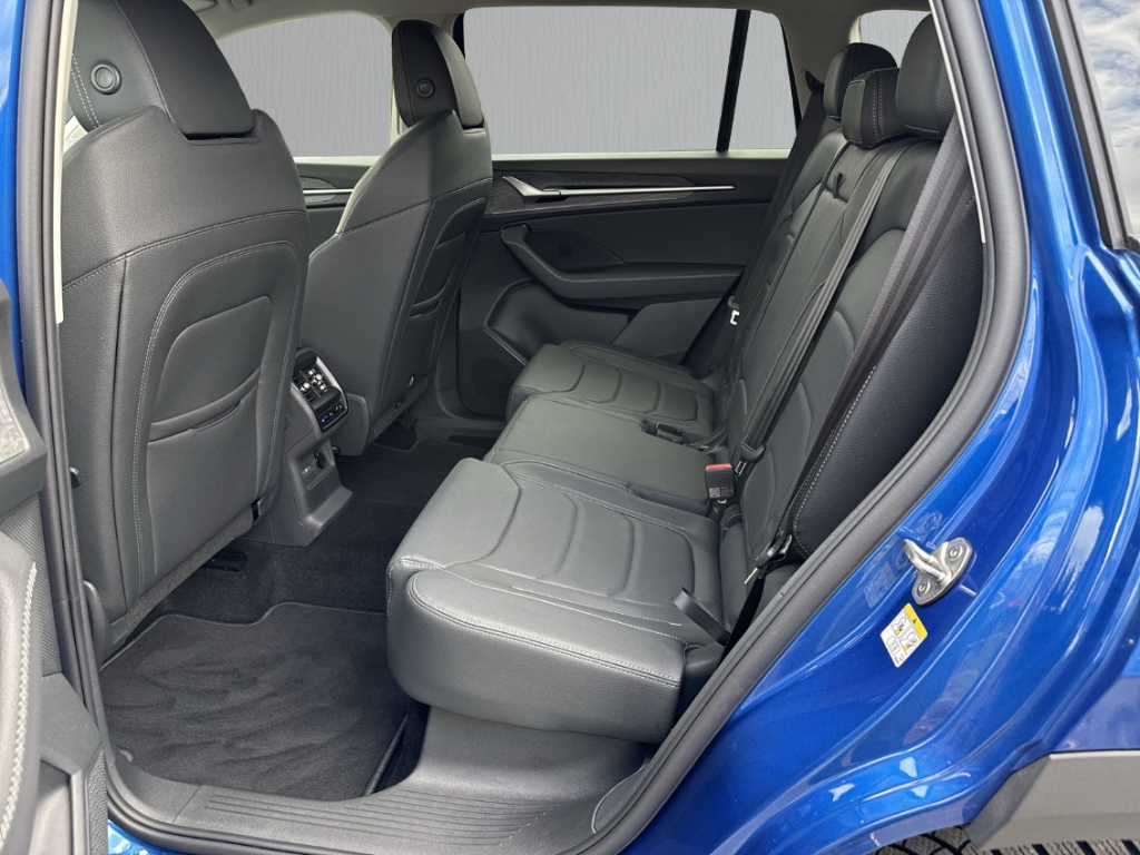 Fahrzeugabbildung SKODA Kodiaq iV DSG Selection AHK ACC MatrLED AreaView