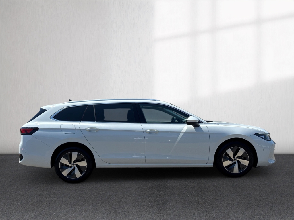 Fahrzeugabbildung Volkswagen Passat Variant 2.0 TDI DSG Business ACC NAVI SHZ VIRTUAL LED PRIVACY