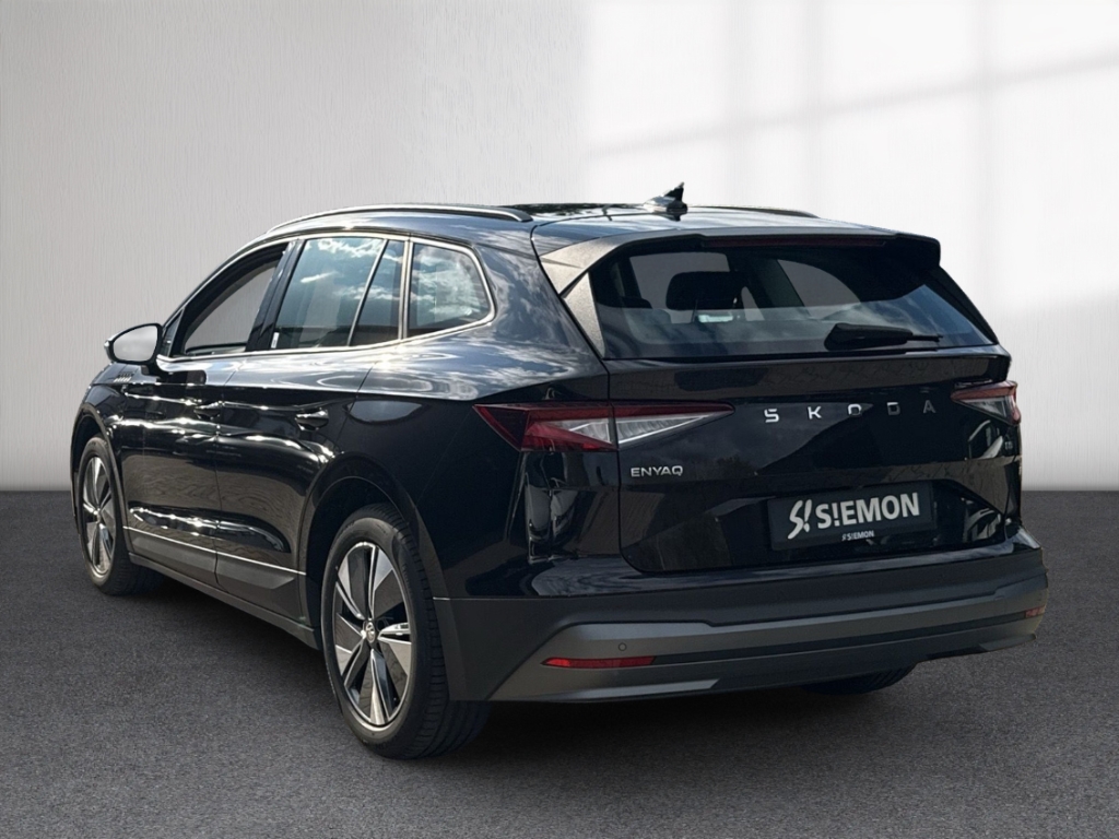 Fahrzeugabbildung SKODA Enyaq Loft iV 60 132kW 62kWh WP LED PDC RKam Navi