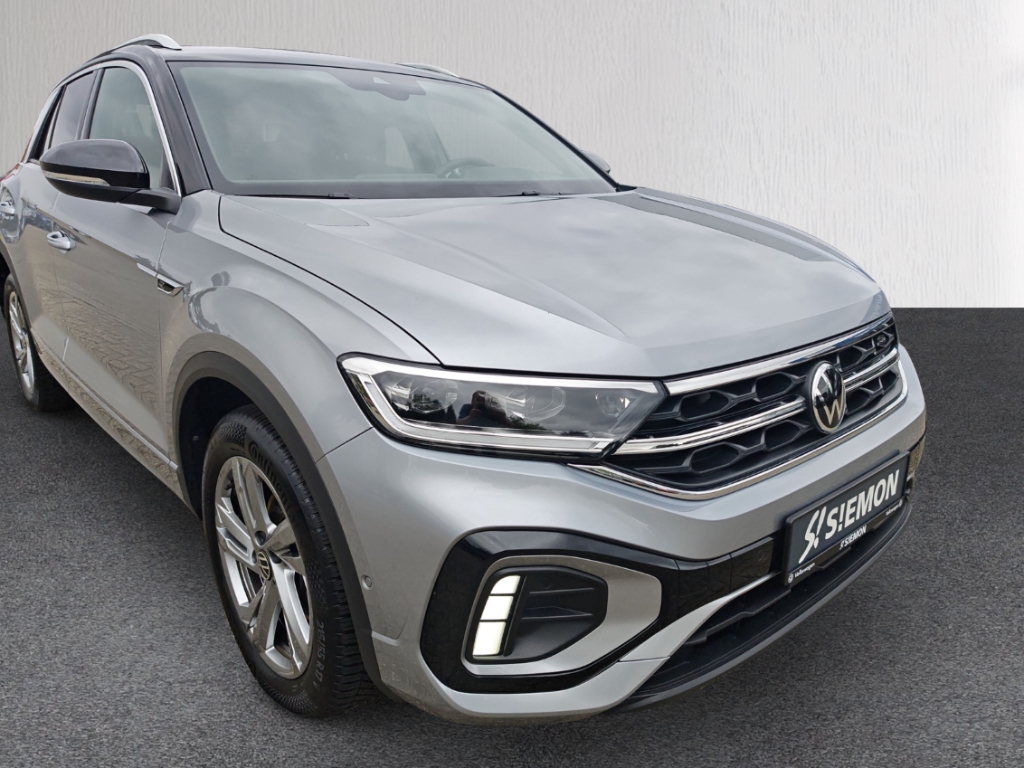 Fahrzeugabbildung Volkswagen T-Roc 1.5 TSI DSG R-Line AHK LED+ Navi ACC RKam