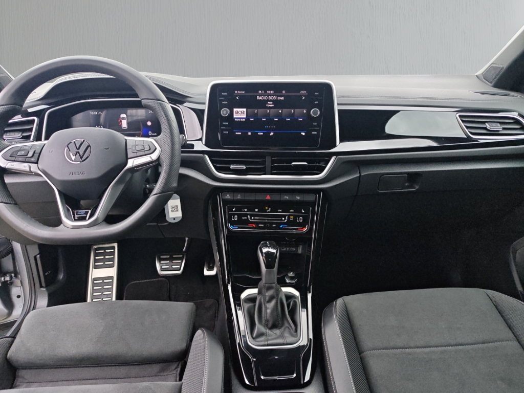 Fahrzeugabbildung Volkswagen T-Roc 1.5 TSI DSG R-Line AHK LED+ Navi ACC RKam