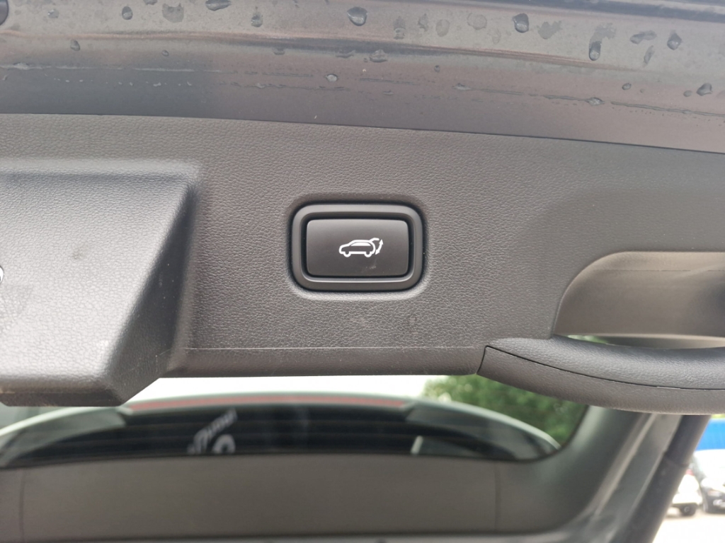 Fahrzeugabbildung Hyundai TUCSON FL PHEV 1.6 AT 4WD MY25 Prime ECS Assist-P MATRIX-LED Leder Digitales Cockpit Soundsystem