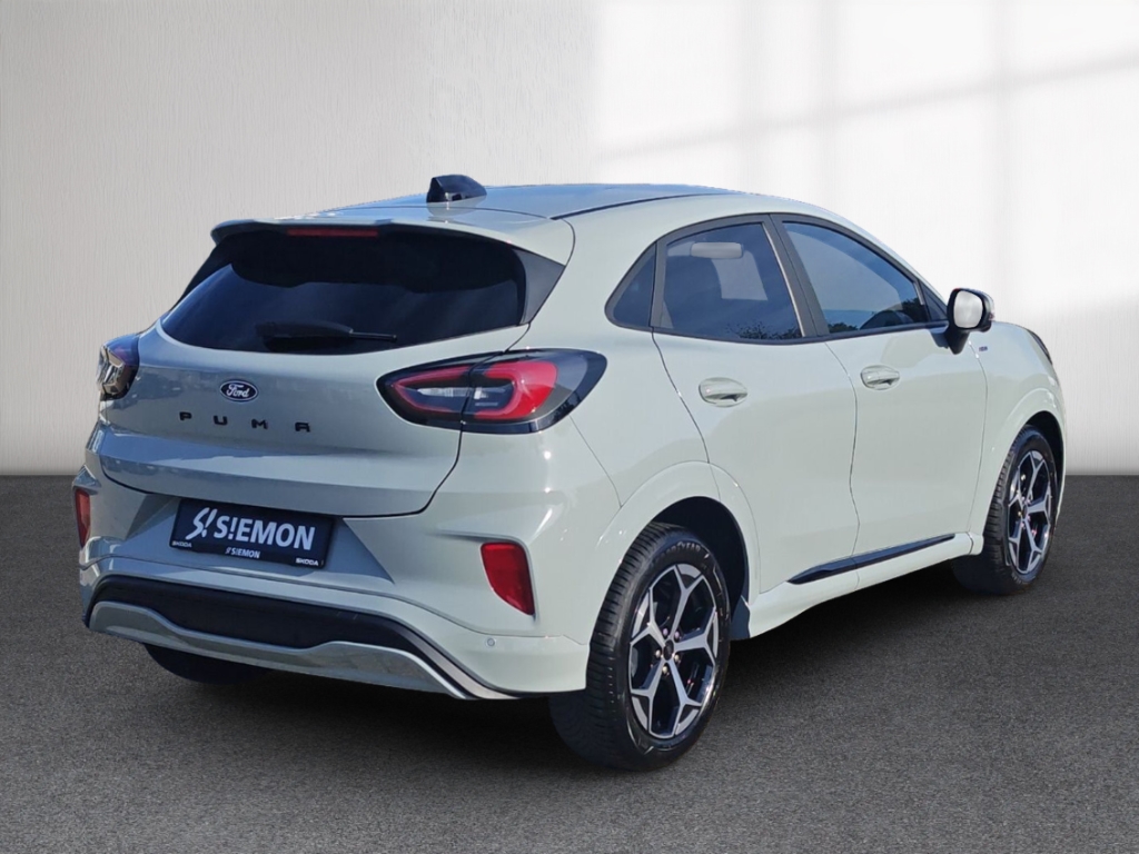 Fahrzeugabbildung Ford Puma 1.0 EB Hybr ST-LineX Matrix elHK Winter GJR