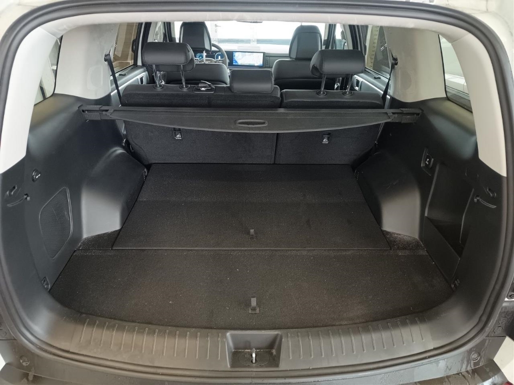 Fahrzeugabbildung Hyundai SANTA FE PHEV MY25 1.6 AT 4WD Signature Dig-Key 5-Sitz Navi Leder Digitales Cockpit