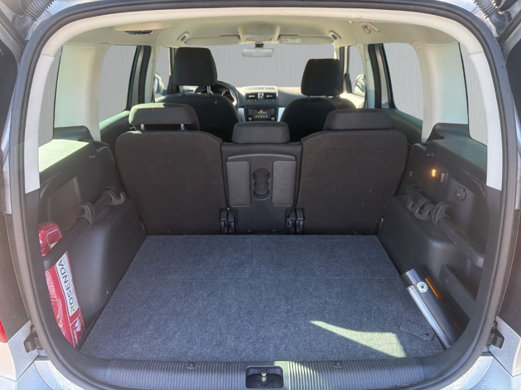 Fahrzeugabbildung SKODA Yeti 1.2 TSI DSG Edition AHK SHZ Xenon Tempo