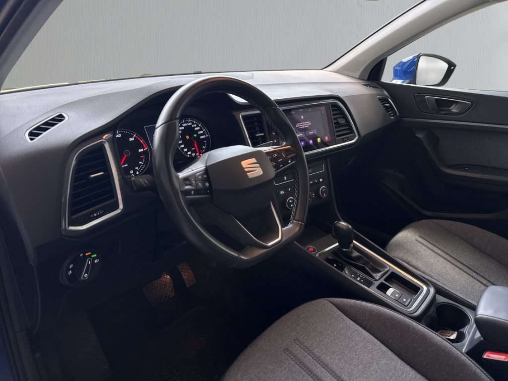 Fahrzeugabbildung SEAT Ateca 2.0TDI Style ACC SHZ NAV KLIM CARPL