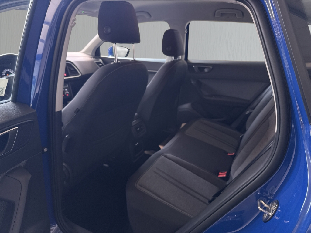 Fahrzeugabbildung SEAT Ateca 2.0TDI Style ACC SHZ NAV KLIM CARPL