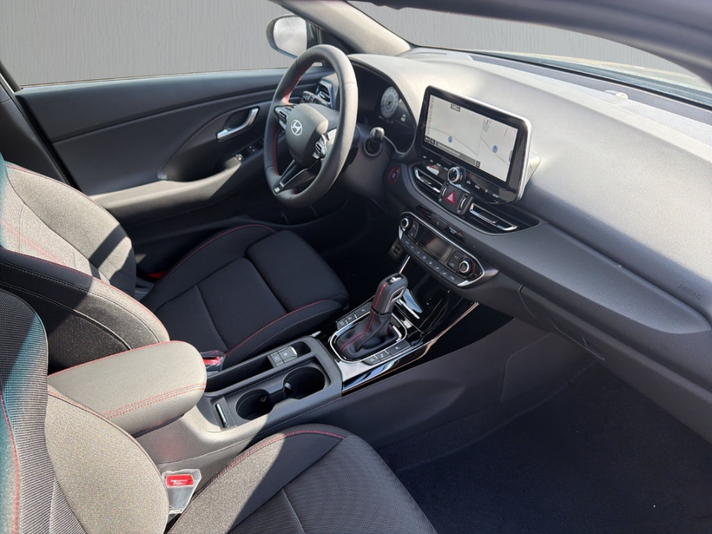 Fahrzeugabbildung Hyundai i30 FL Kombi MY26 1.6 T-GDi DCT N-Line Navi Digitales Cockpit LED Apple