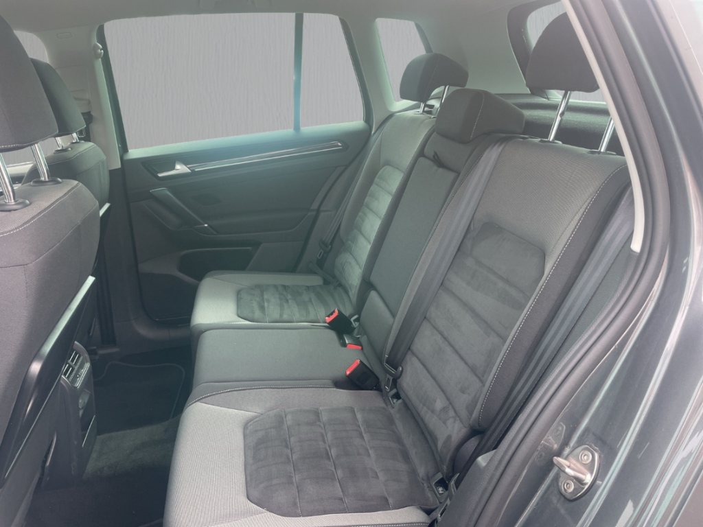 Fahrzeugabbildung Volkswagen Golf Sportsvan VII 1.5 Start Stopp ACT EU6d-T 1.4 TSI