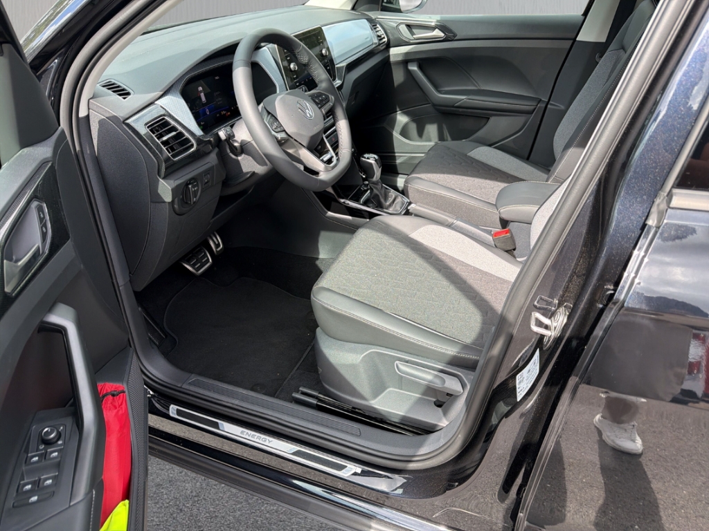 Fahrzeugabbildung Volkswagen T-Cross 1.0 TSI DSG ENERGY LED AHK GJR NAVI KAMERA