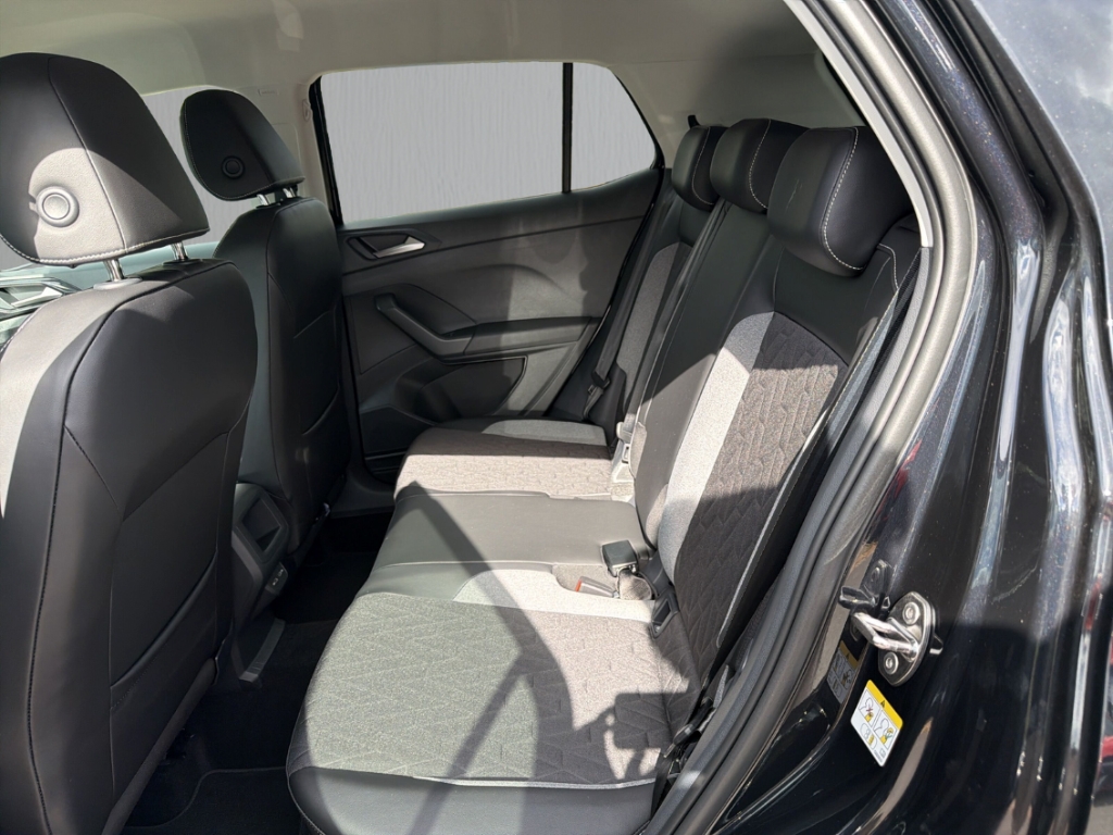 Fahrzeugabbildung Volkswagen T-Cross 1.0 TSI DSG ENERGY LED AHK GJR NAVI KAMERA
