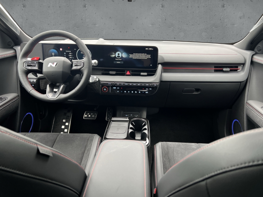 Fahrzeugabbildung Hyundai IONIQ 5 FL MY26 84kWh 4WD N-Line Sitz-P Matrix Navi Digitales Cockpit LED ACC