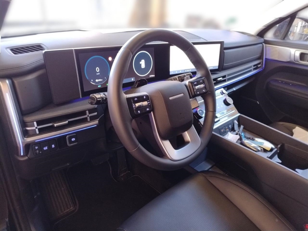 Fahrzeugabbildung Hyundai SANTA FE HEV 1.6 T-GDI AT 2WD Signature Dig Key 5-Sitze MY25 Niveau Navi Leder Digitales Cockpit